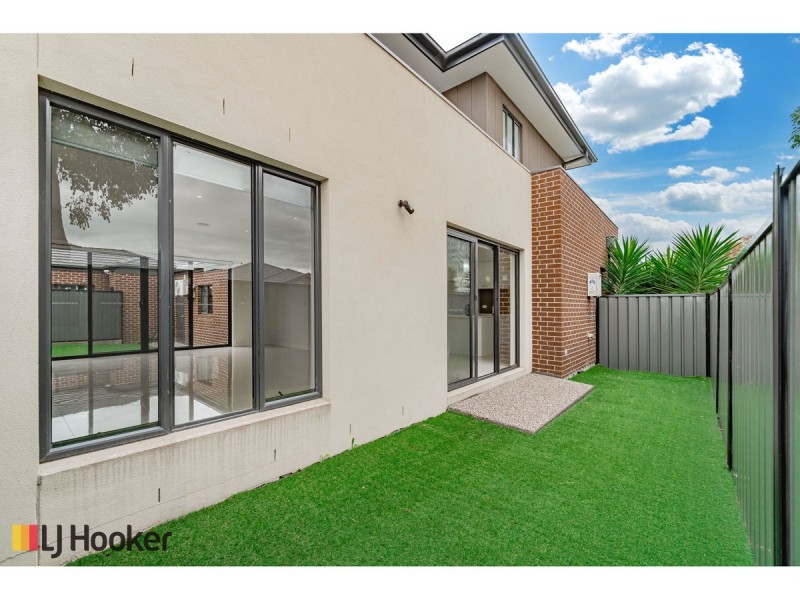 29 Calm Avenue, Craigieburn VIC 3064