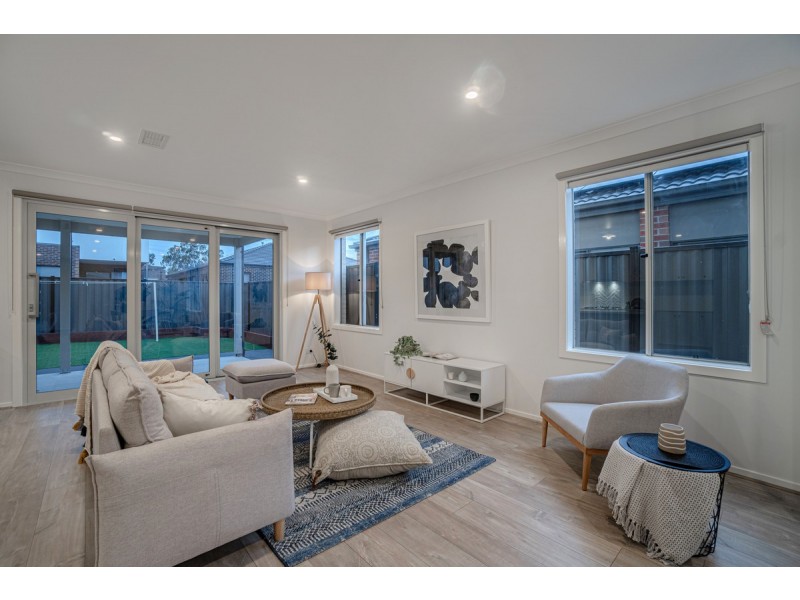 41 Angophora Crescent, Craigieburn VIC 3064