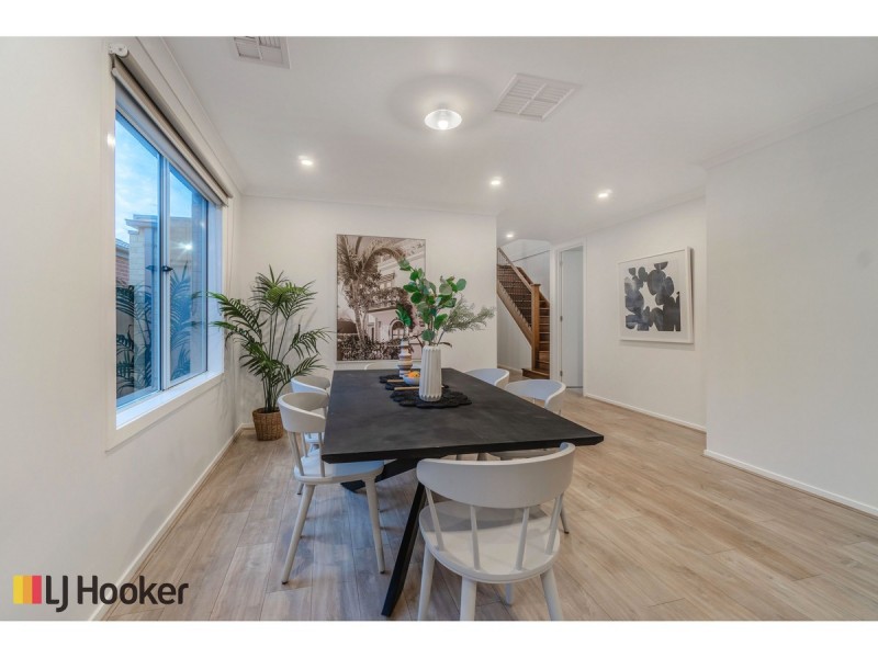 41 Angophora Crescent, Craigieburn VIC 3064