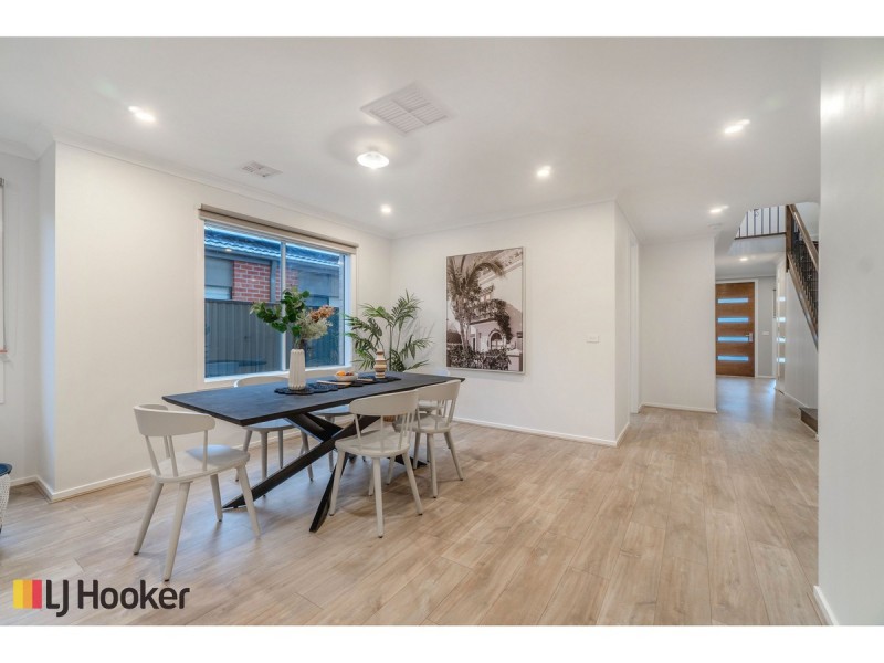 41 Angophora Crescent, Craigieburn VIC 3064