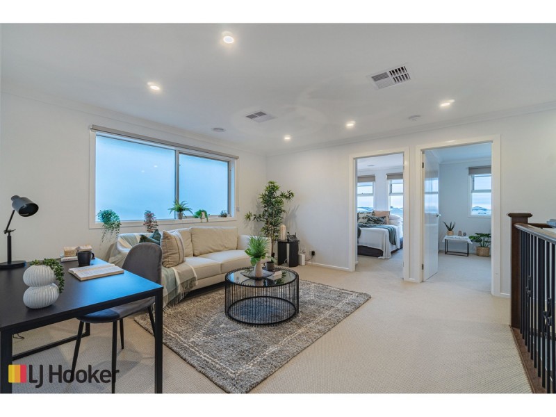 41 Angophora Crescent, Craigieburn VIC 3064