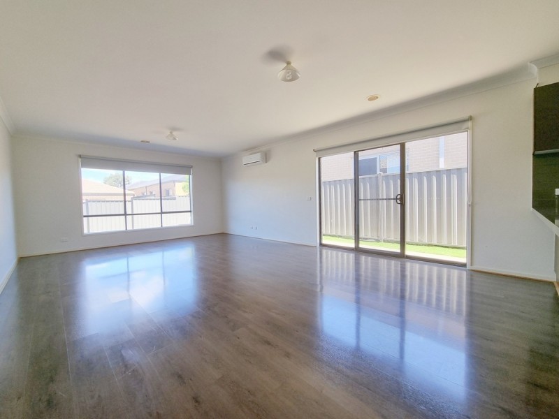 7 Euphoria Drive, Craigieburn VIC 3064
