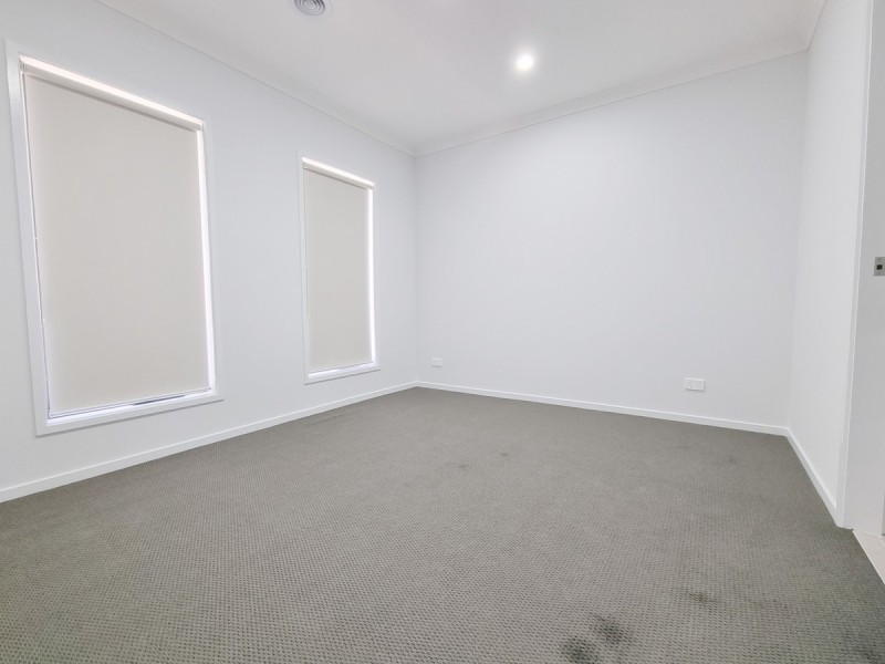 11 Rialto Circuit, Craigieburn VIC 3064