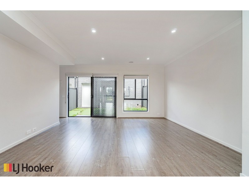 831 Aitken Boulevard, Craigieburn VIC 3064