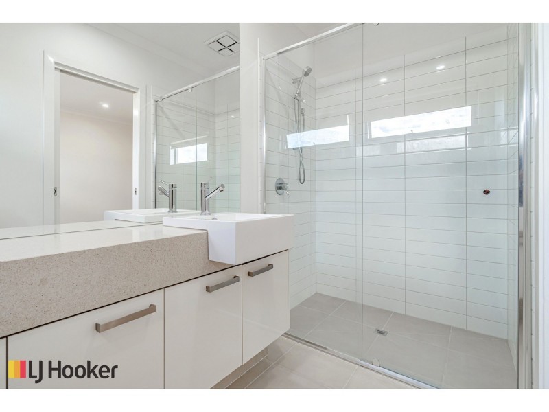 831 Aitken Boulevard, Craigieburn VIC 3064