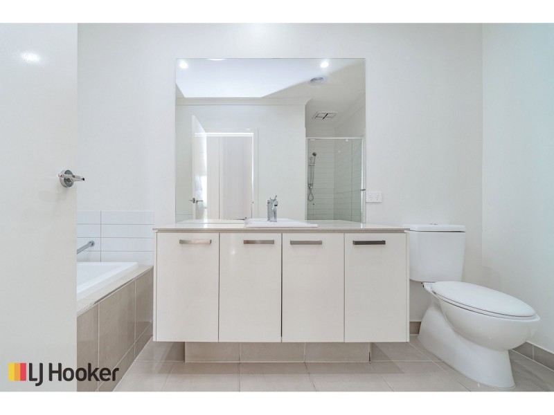 831 Aitken Boulevard, Craigieburn VIC 3064