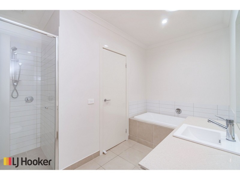 831 Aitken Boulevard, Craigieburn VIC 3064