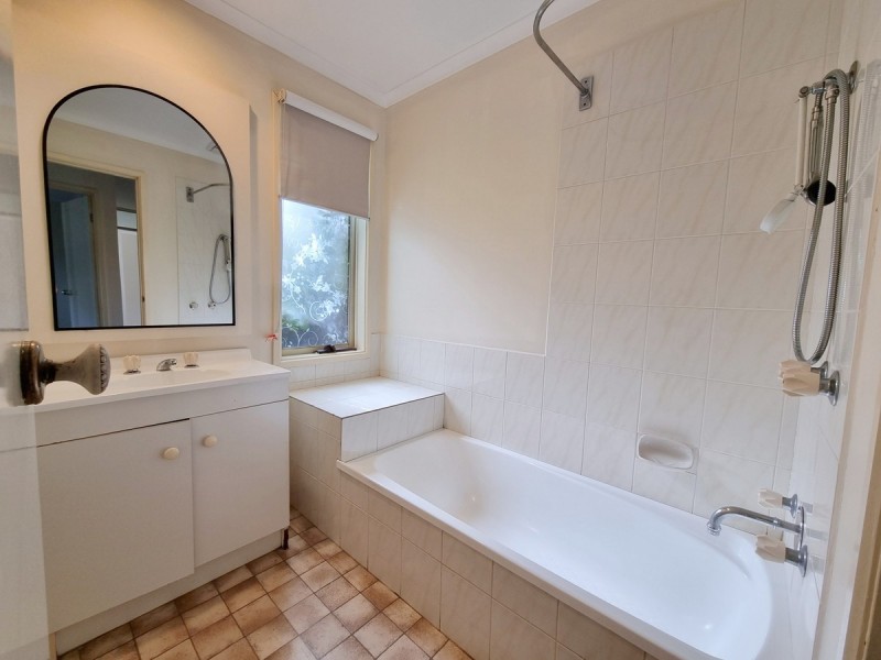 7 Crawley Court, Craigieburn VIC 3064