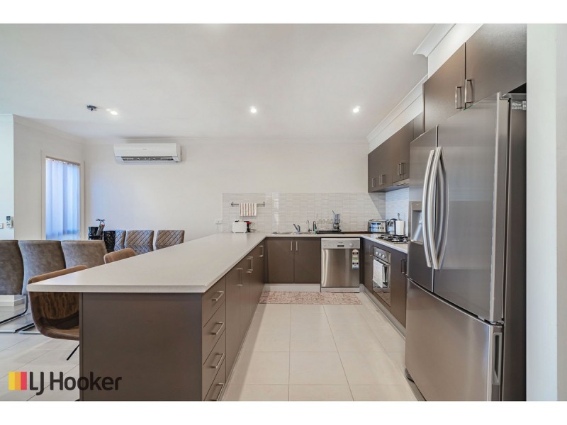 9 Redheugh Street, Craigieburn VIC 3064