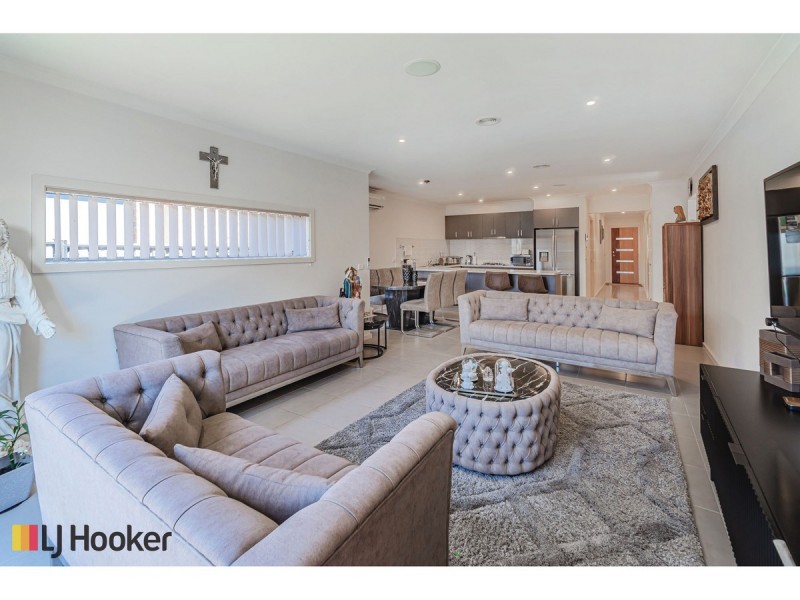 9 Redheugh Street, Craigieburn VIC 3064