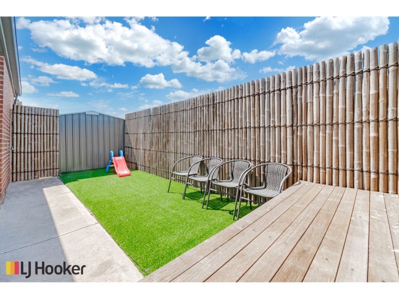 9 Redheugh Street, Craigieburn VIC 3064