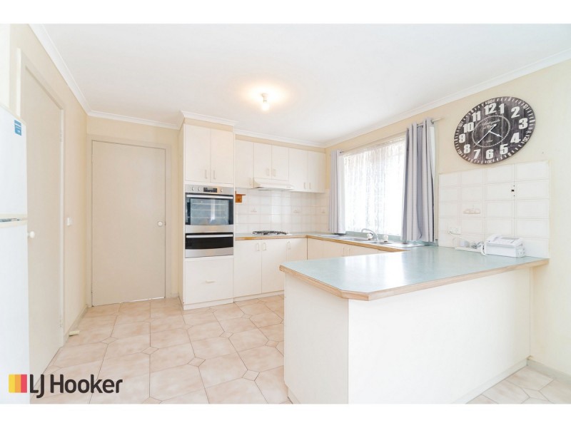 22 Clematis Court, Meadow Heights VIC 3048