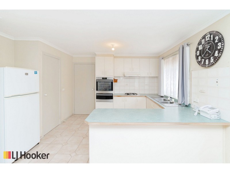 22 Clematis Court, Meadow Heights VIC 3048