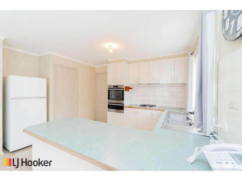 22 Clematis Court, Meadow Heights VIC 3048