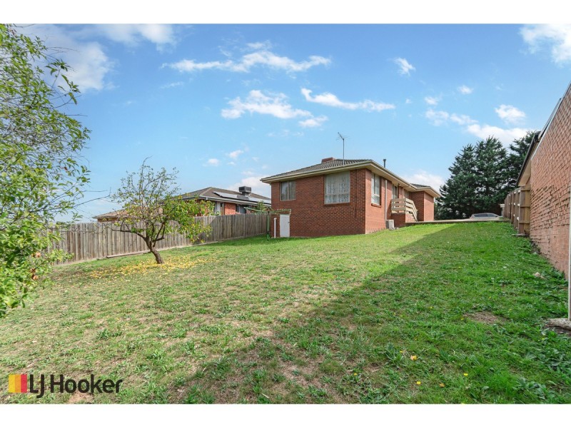 22 Clematis Court, Meadow Heights VIC 3048