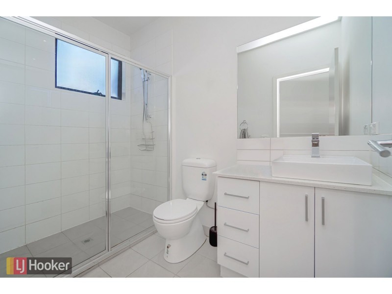 42 Furlong Street, Craigieburn VIC 3064