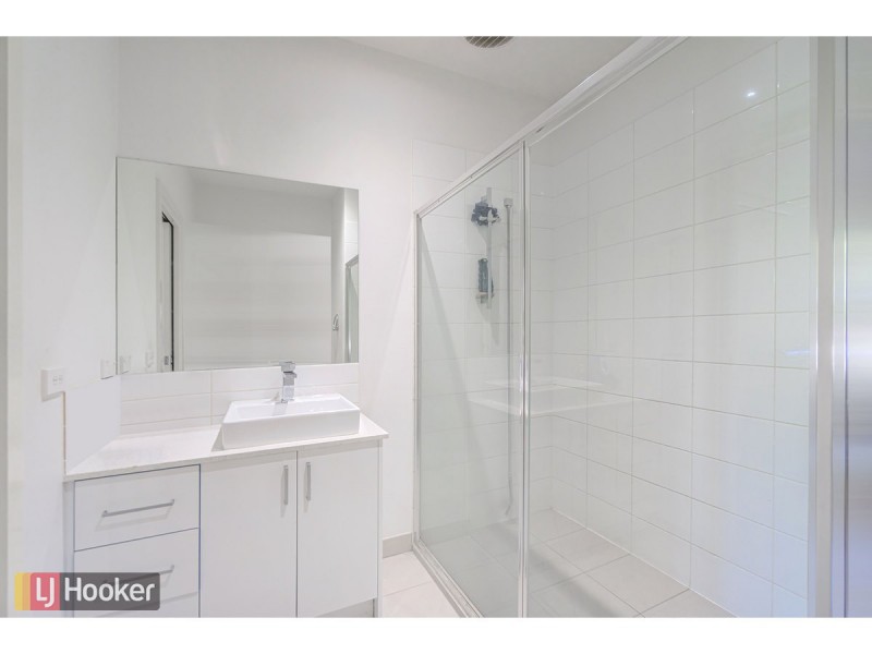 42 Furlong Street, Craigieburn VIC 3064