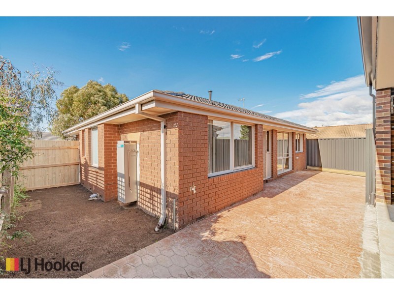 1/41 Dorchester Street, Craigieburn VIC 3064