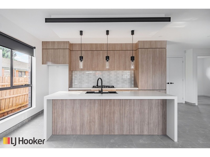 2/41 Dorchester Street, Craigieburn VIC 3064