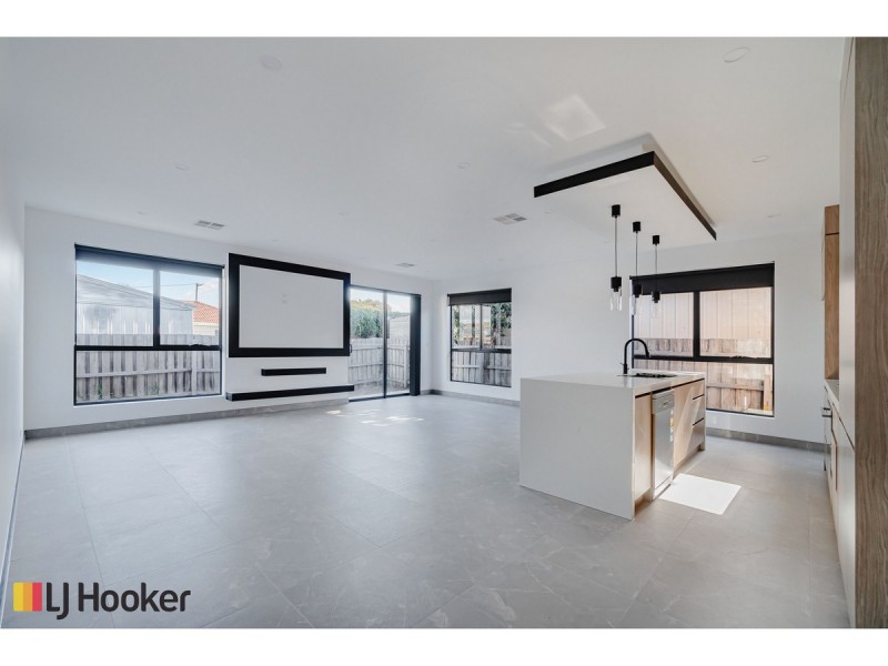 2/41 Dorchester Street, Craigieburn VIC 3064