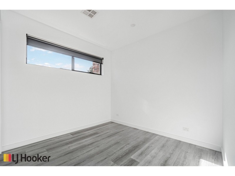 2/41 Dorchester Street, Craigieburn VIC 3064