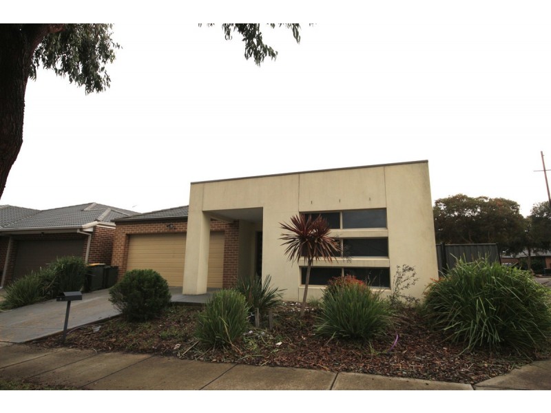 5 Pearce Way, Craigieburn VIC 3064