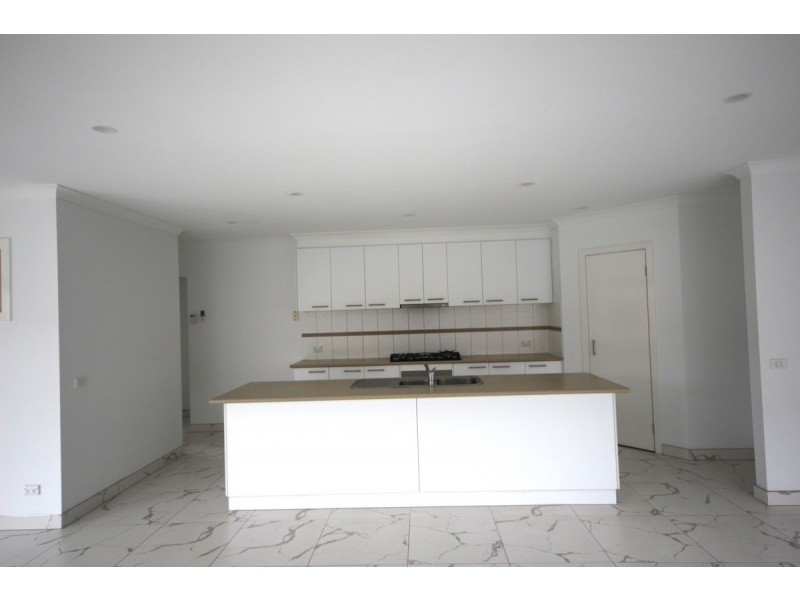 5 Pearce Way, Craigieburn VIC 3064