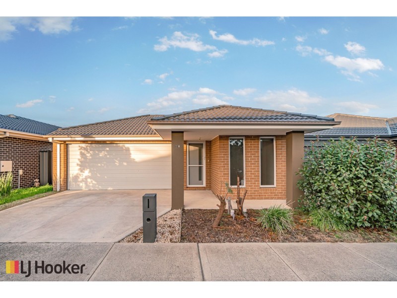 28 Loudon Circuit, Craigieburn VIC 3064