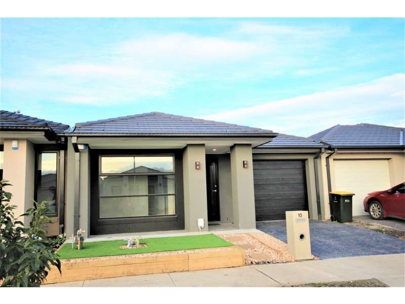 10 Luppino Street, Donnybrook VIC 3064