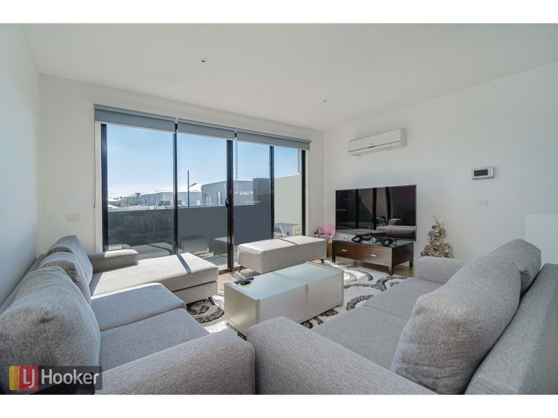 42 Furlong Street, Craigieburn VIC 3064