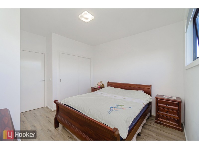 42 Furlong Street, Craigieburn VIC 3064