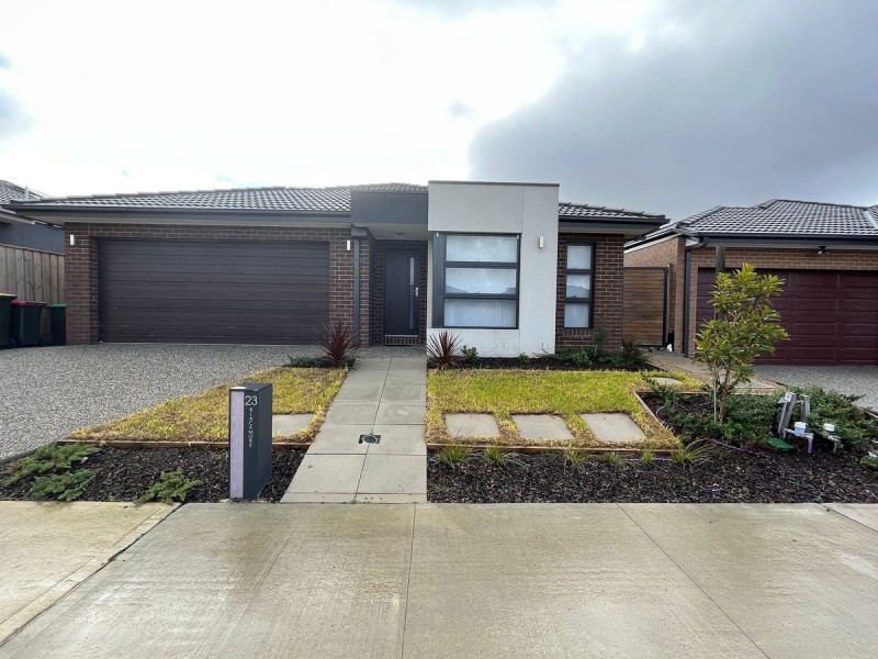 23 Blackmore Road, Mickleham VIC 3064