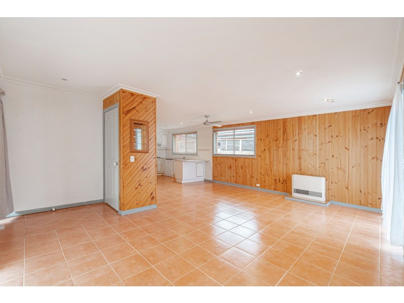 11A Princetown Avenue, Craigieburn VIC 3064