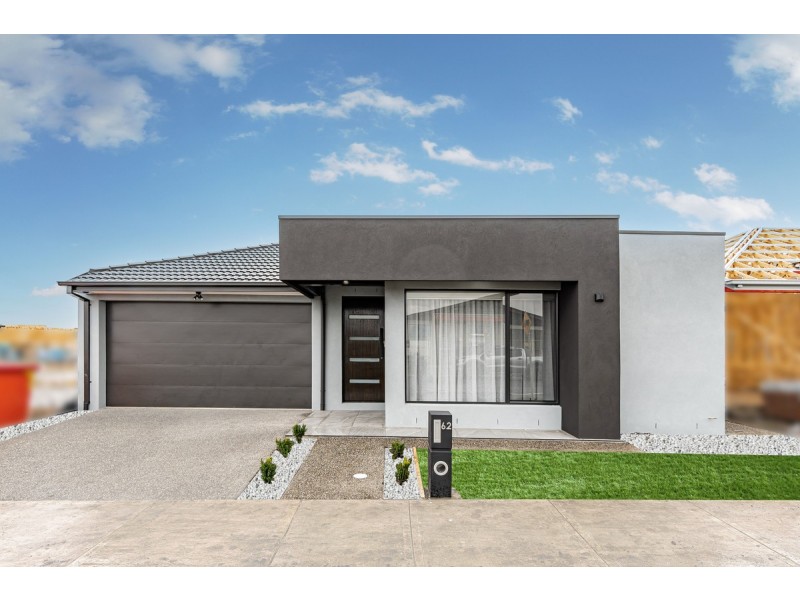 62 Sumar Drive, Mickleham VIC 3064