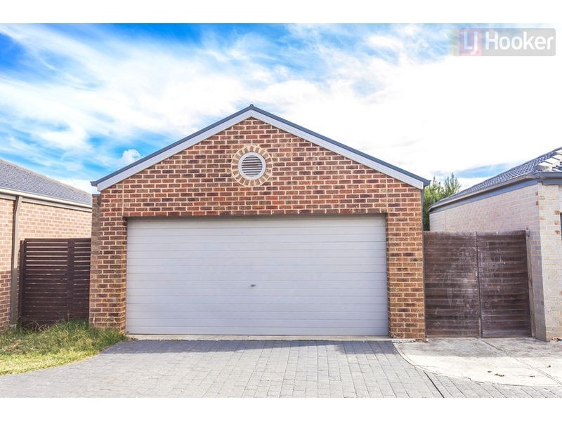 3 Yorkshire Terrace, Craigieburn VIC 3064