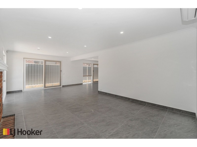 49 Dorchester Street, Craigieburn VIC 3064