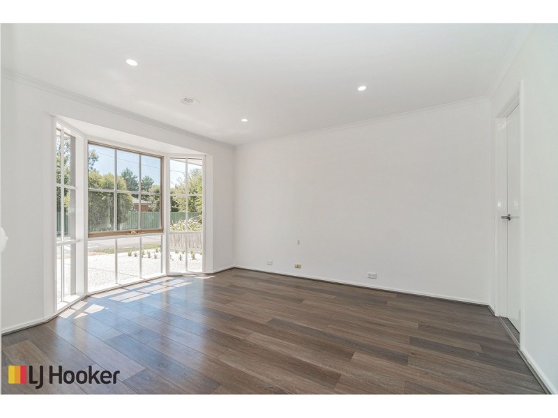 49 Dorchester Street, Craigieburn VIC 3064