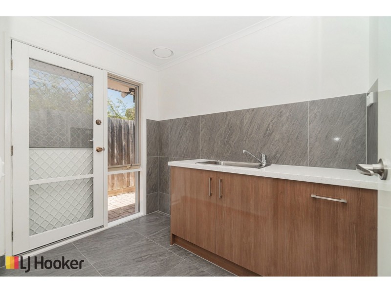 49 Dorchester Street, Craigieburn VIC 3064
