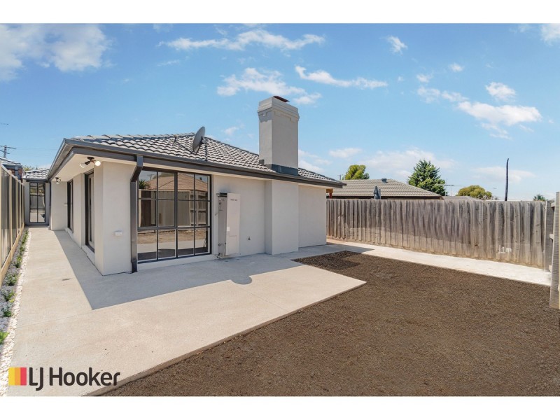 49 Dorchester Street, Craigieburn VIC 3064