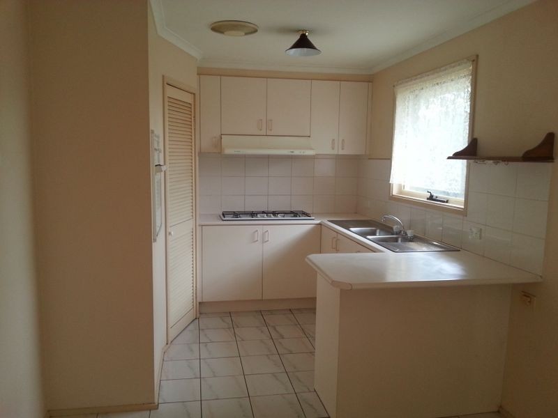 2/89 Hothlyn Dr, Craigieburn VIC 3064