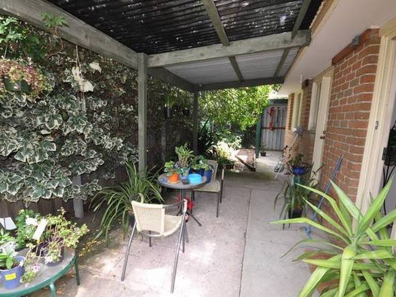 2/89 Hothlyn Dr, Craigieburn VIC 3064