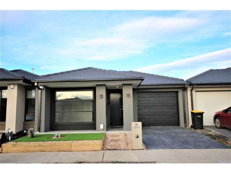 10 Luppino Street, Donnybrook VIC 3064