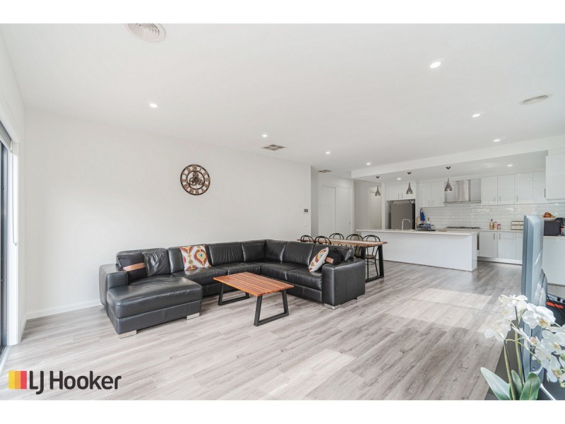14 Booyong Street, Craigieburn VIC 3064