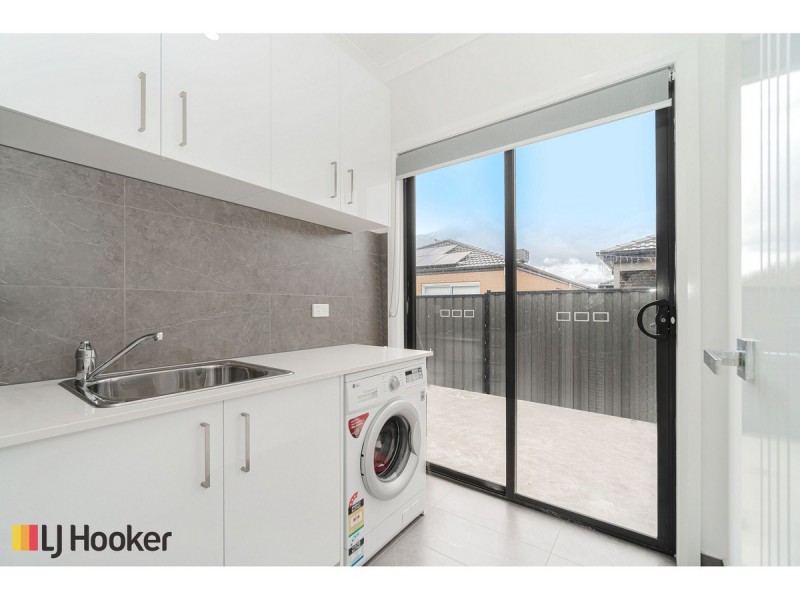 14 Booyong Street, Craigieburn VIC 3064