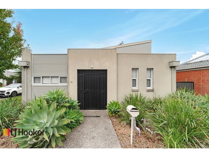 10 Lambourne Lane, Craigieburn VIC 3064
