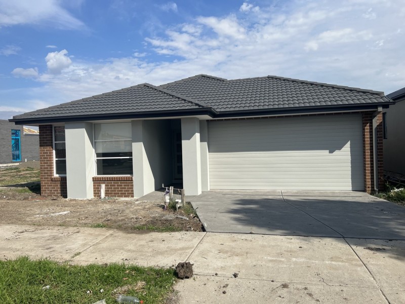 50 Scoria Circuit, Craigieburn VIC 3064