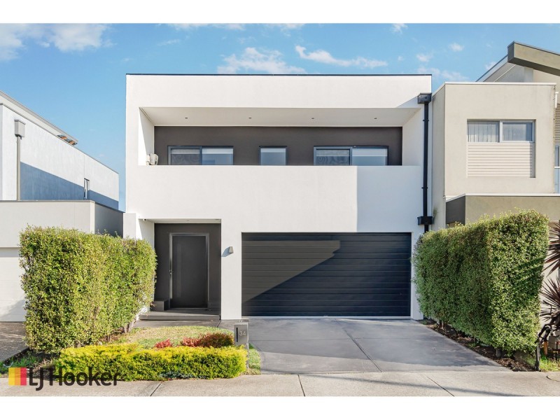 34 Clarendon Avenue, Craigieburn VIC 3064