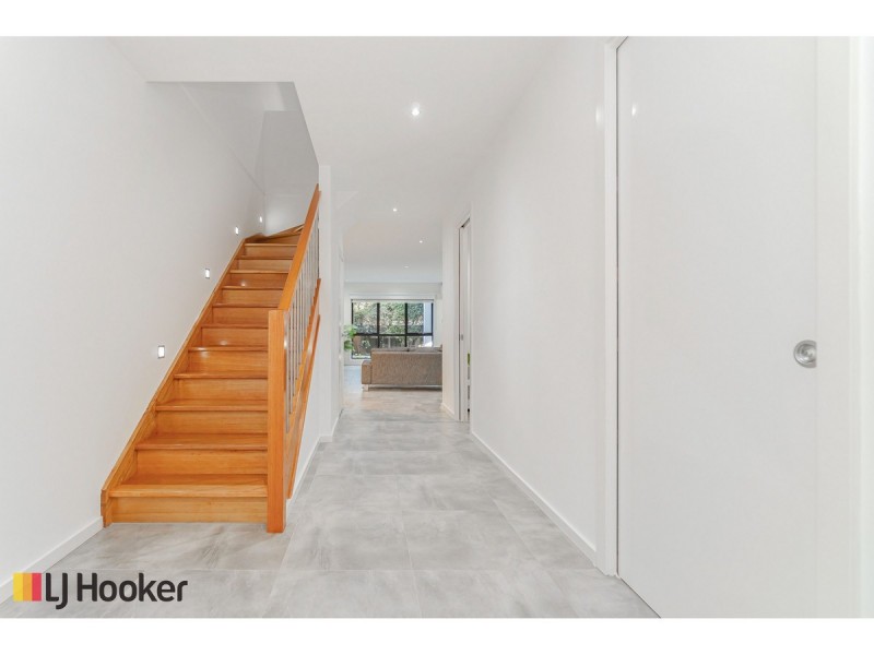 34 Clarendon Avenue, Craigieburn VIC 3064