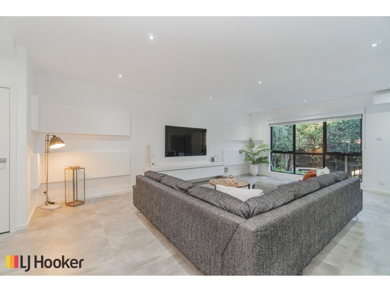 34 Clarendon Avenue, Craigieburn VIC 3064