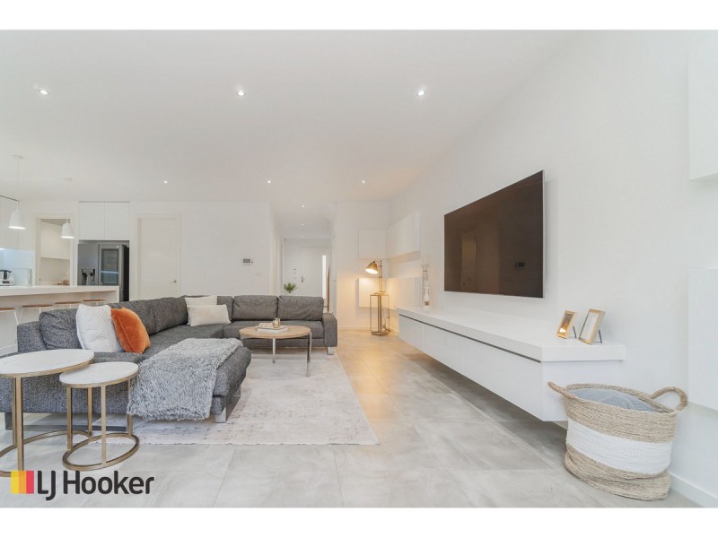 34 Clarendon Avenue, Craigieburn VIC 3064
